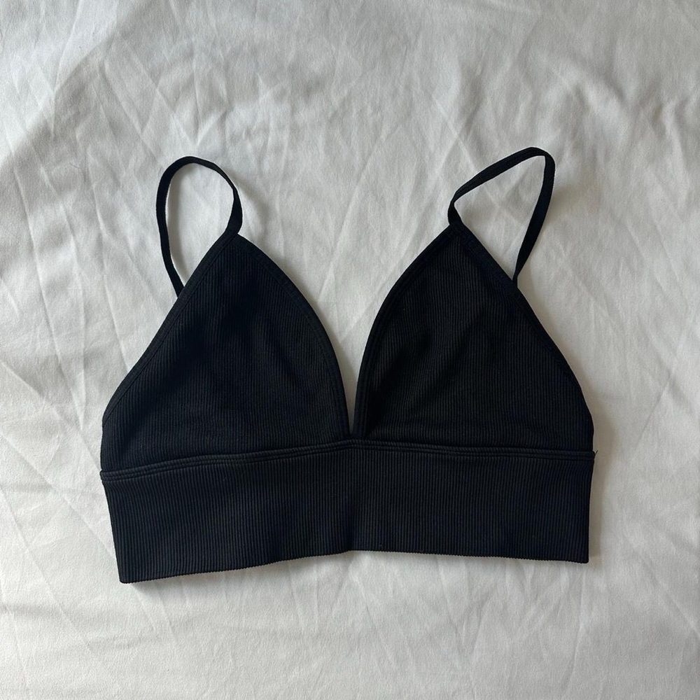 Abercrombie & Fitch Black Ribbed Triangle Bralette